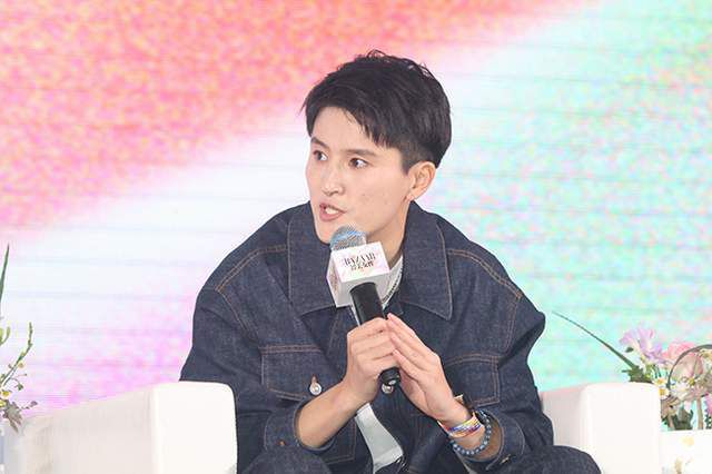 久久婷婷国产一区二区三区
